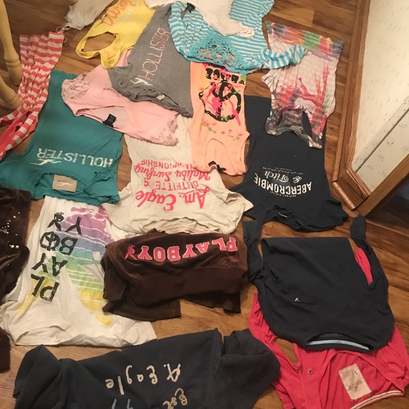 Name brand summer lot - Picture 4 of 7